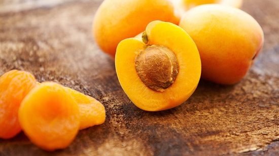 Apricot Face Scrub Benefits1