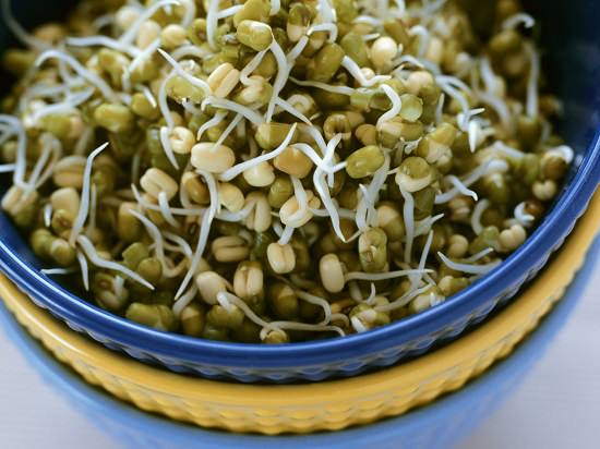Moong Sprouts for Hypothyroidism2