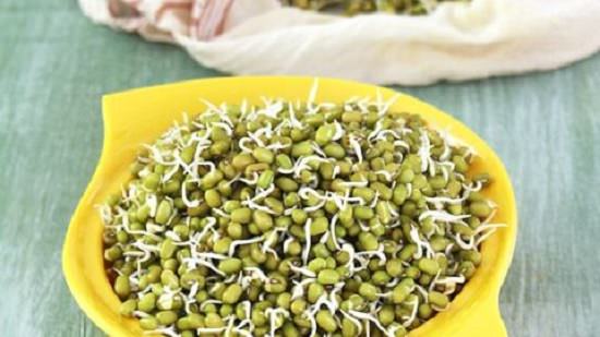 Moong Sprouts for Hypothyroidism3